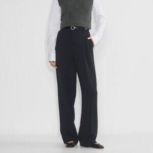 NWT - Aritzia Wilfred The Effortless Pant™ - Black, Size 4